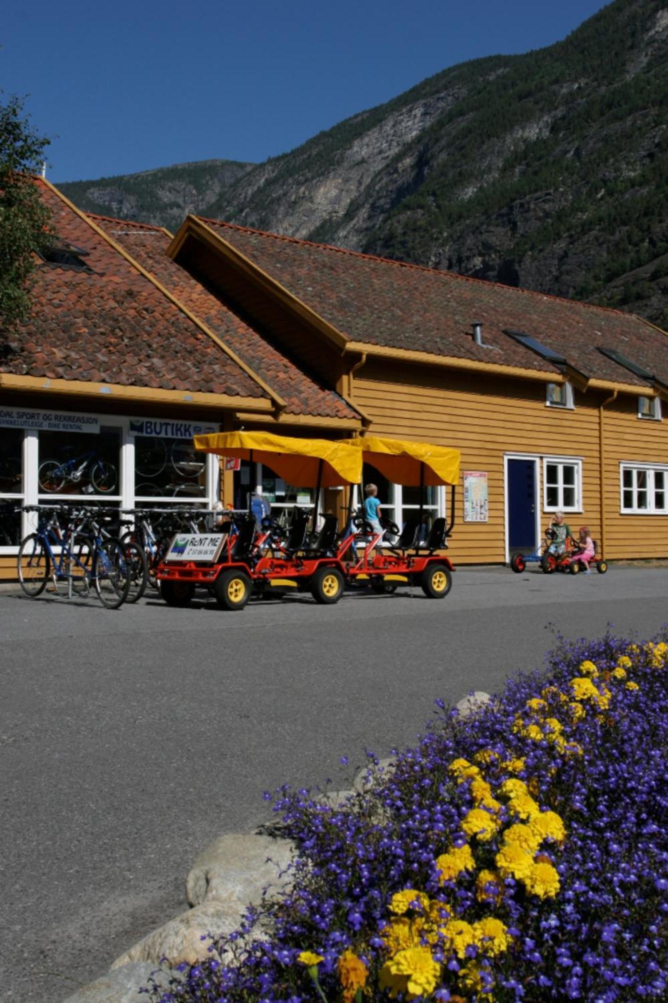 Laerdal Ferie- Og Fritidspark Lærdalsøyri Exterior foto